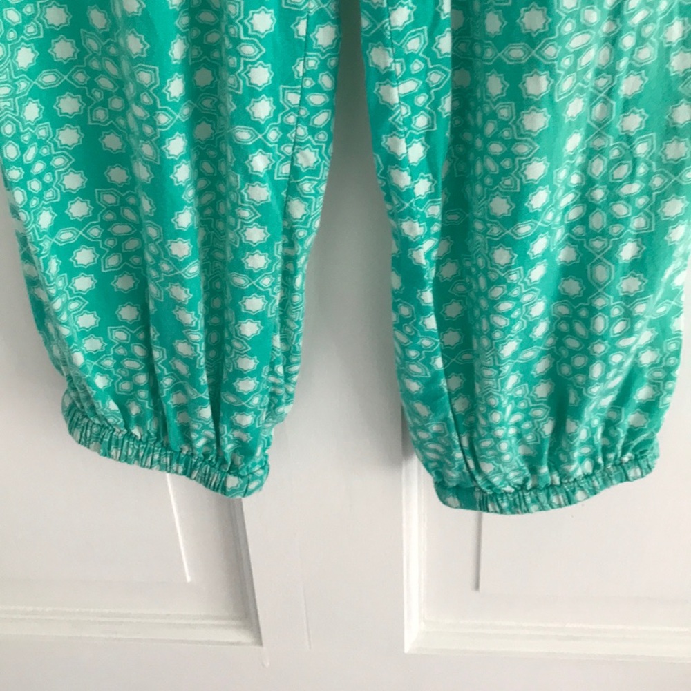 Girls Capped Sleeve Jumpsuit - Picture 4 of 6